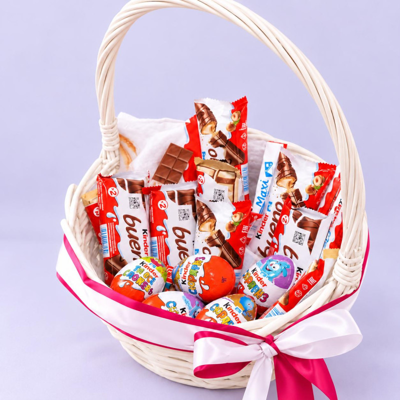 Подарунковий кошик «Солодкий Kinder»