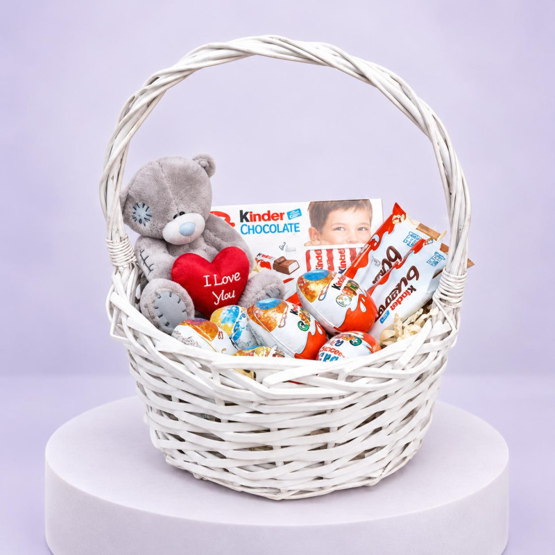 Подарунковий кошик «Kinder Радість»