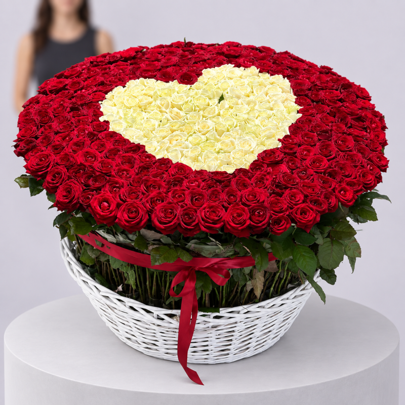 Korb „Herz der Liebe“ — 301 Rosen mit einer Länge von 60 cm